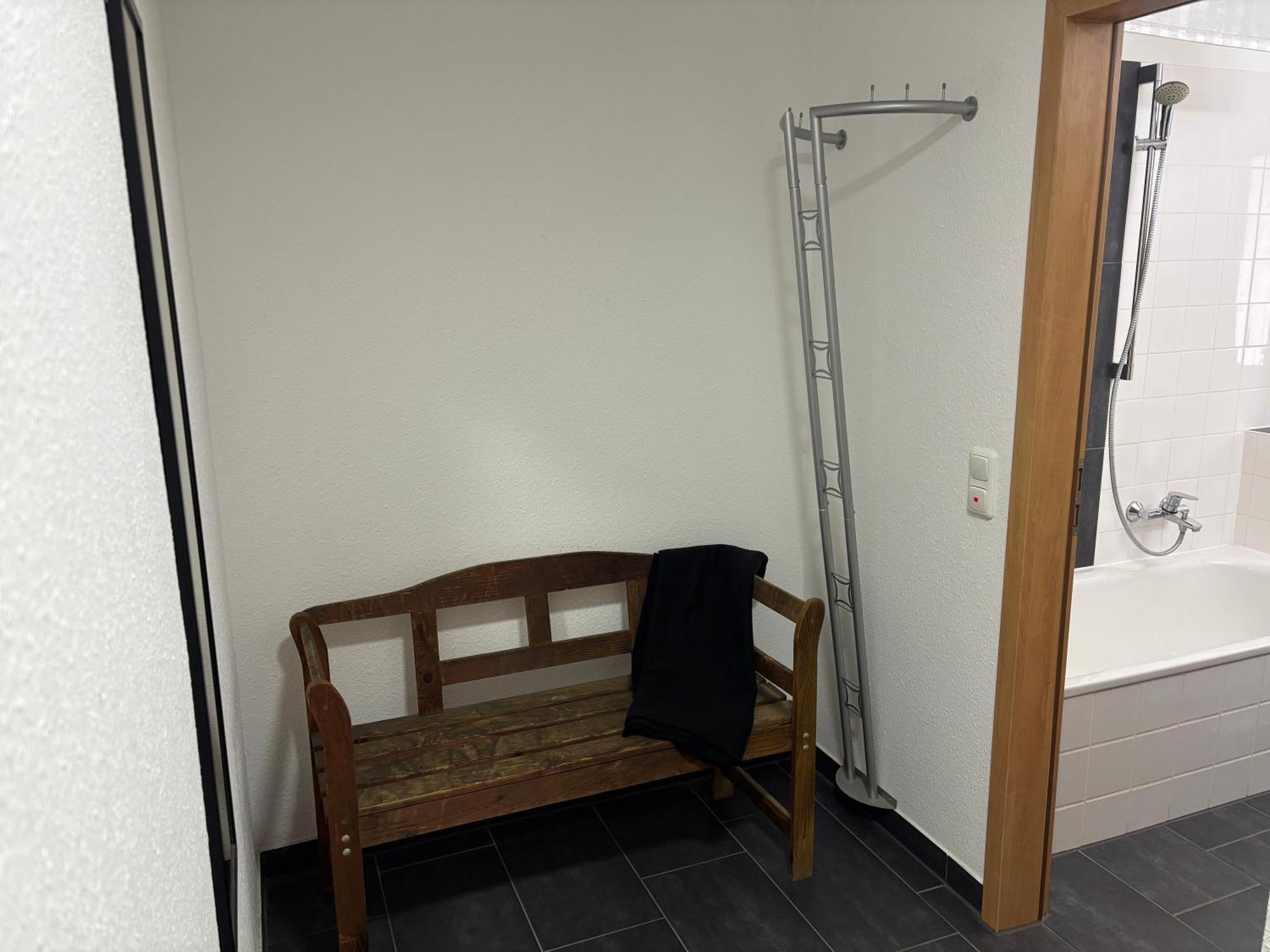 Cityloft Kassel 2 - Zentrale Unterkunft - Balkon - Netflix - Parkplatz Ngoại thất bức ảnh